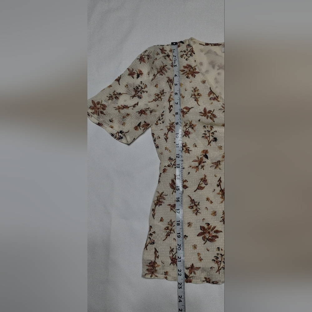Madewell Cream Floral Blouse (0) - Picture 3 of 9